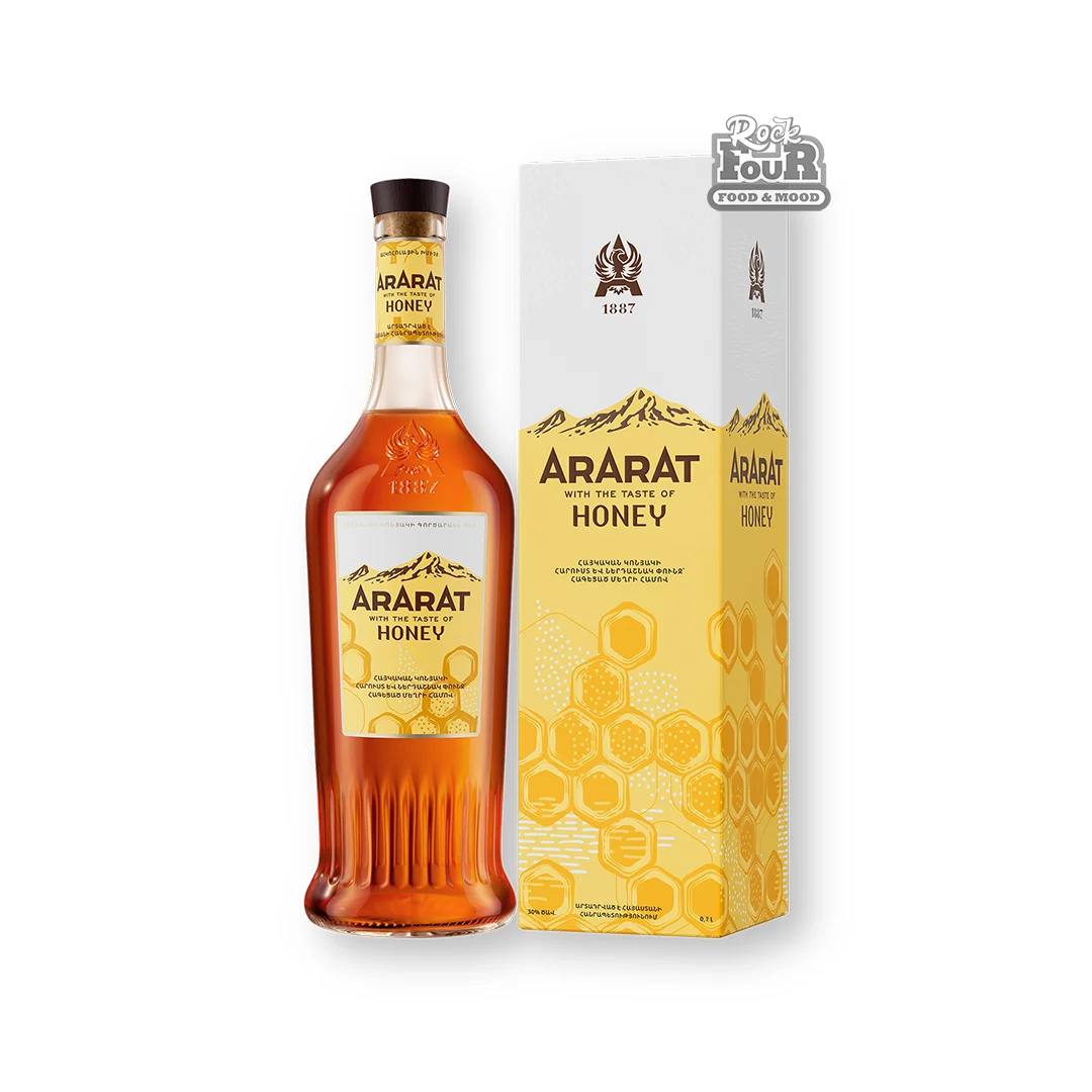 Ալկոհոլային խմիչք կոնյակի հիմքով «Ararat Honey» 700մլ